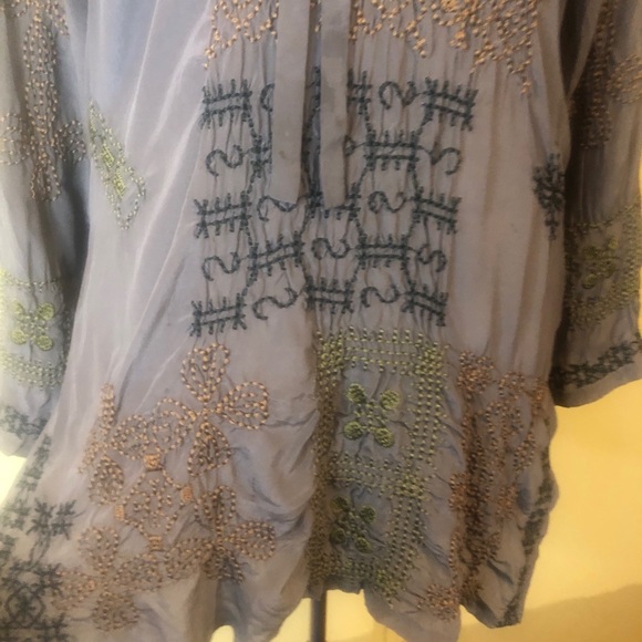 Johnny Was Biya silk grey Embroidered Tunic - Picture 3 of 15